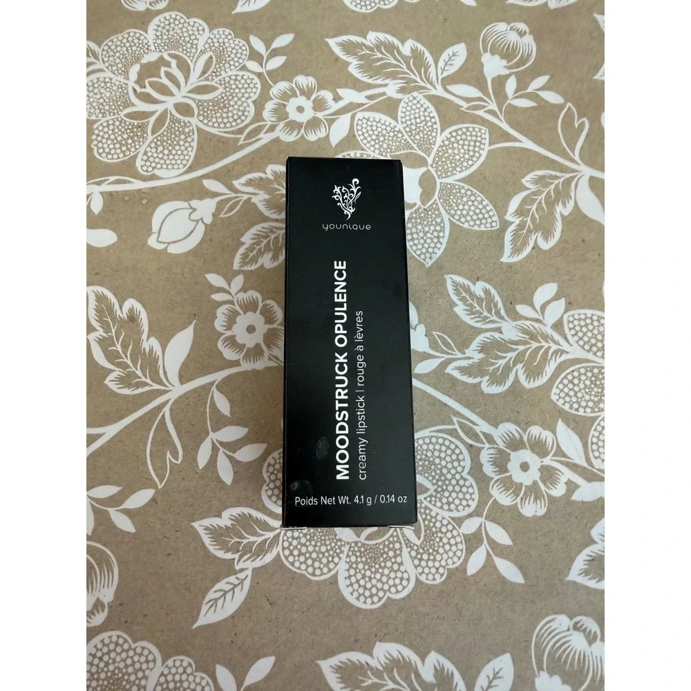 Younique‎ Moodstruck Opulence Creamy Lipstick Drop Dead Red Full Size 014 Oz
